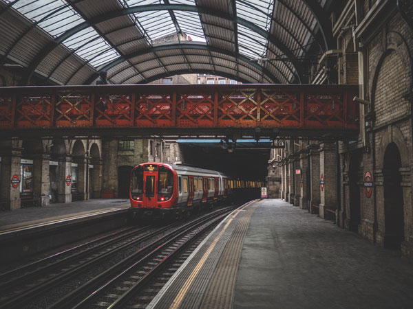 Station de métro Paddington, à Londres, au Royaume-Uni